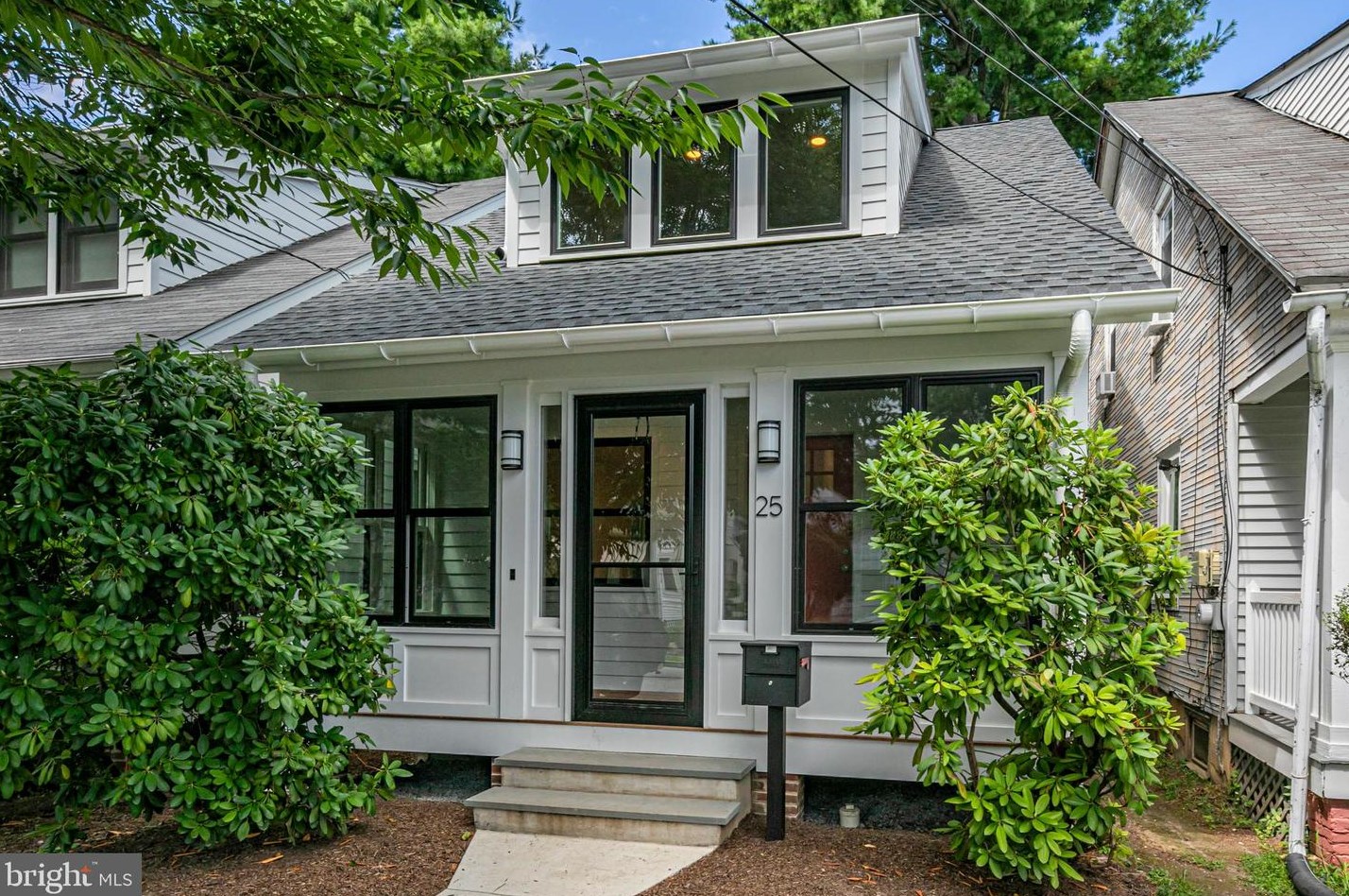 25 Birch Ave, Princeton, NJ 08542