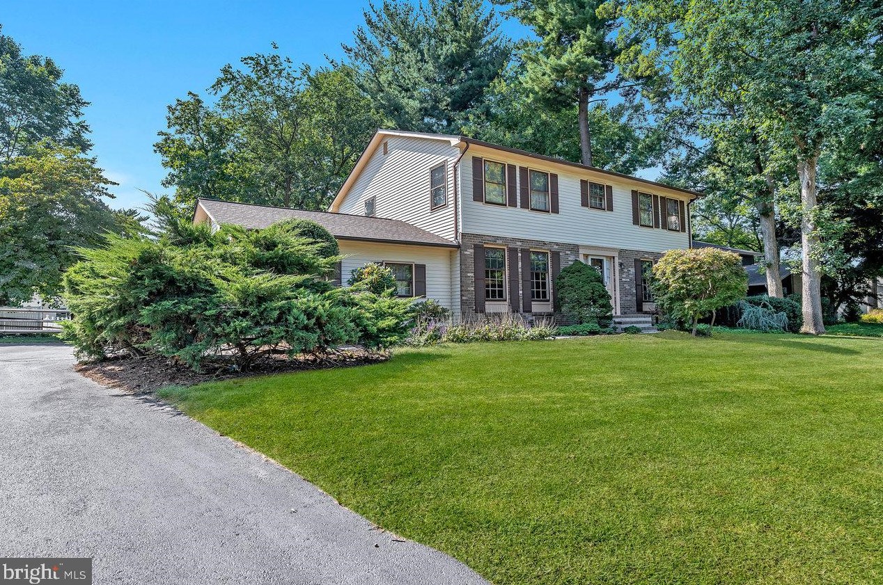 74 Terrapin Ln, Trenton, NJ 08619