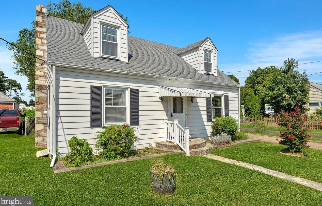 1439 Cedar Ln, Trenton, NJ 08610