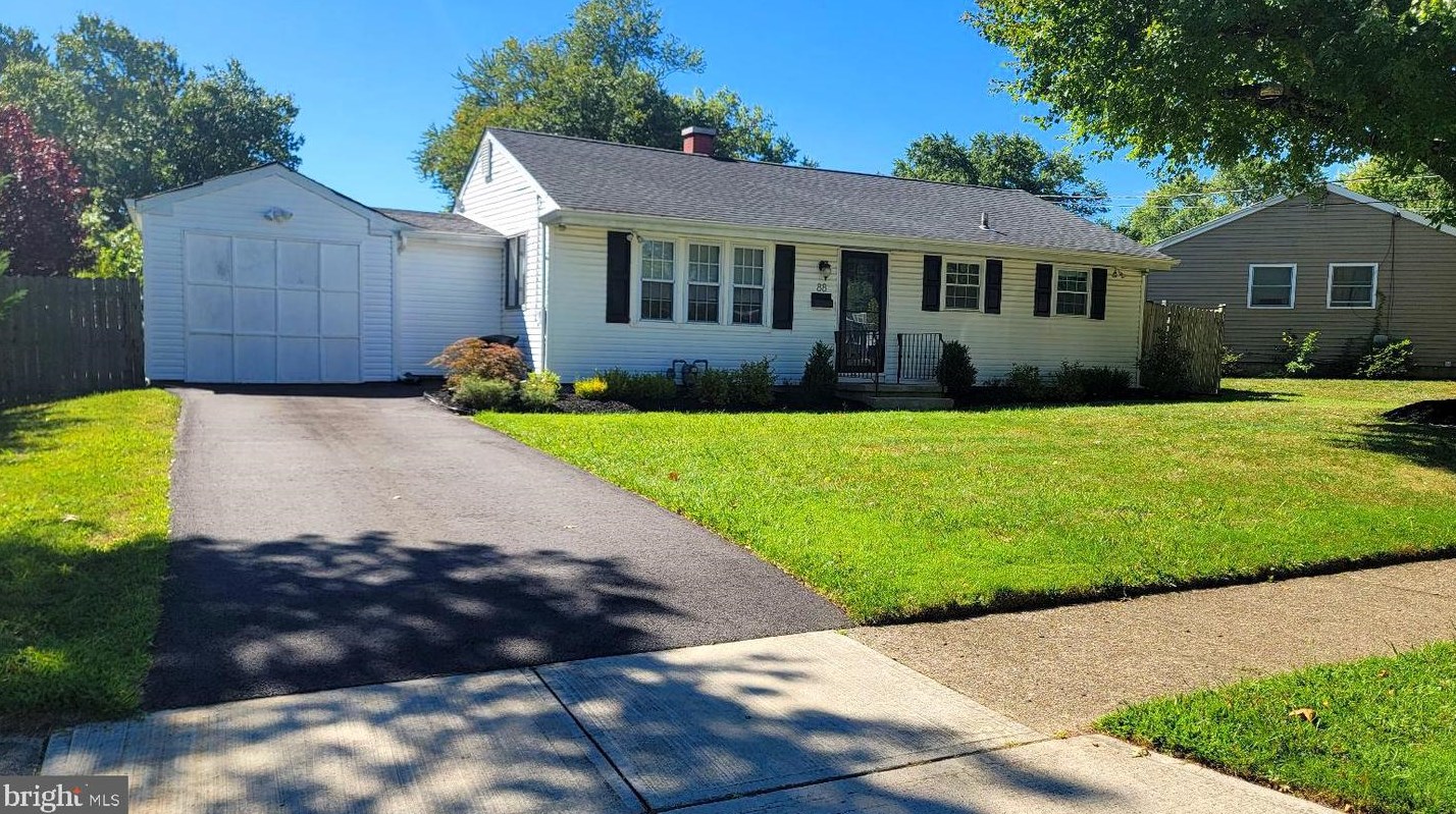 88 Sunset Blvd, Trenton, NJ 08690