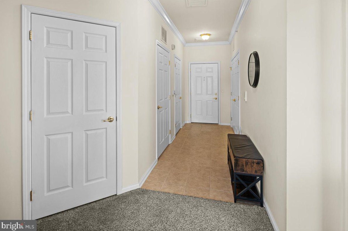 732 Timberlake Dr, Trenton, NJ 08618