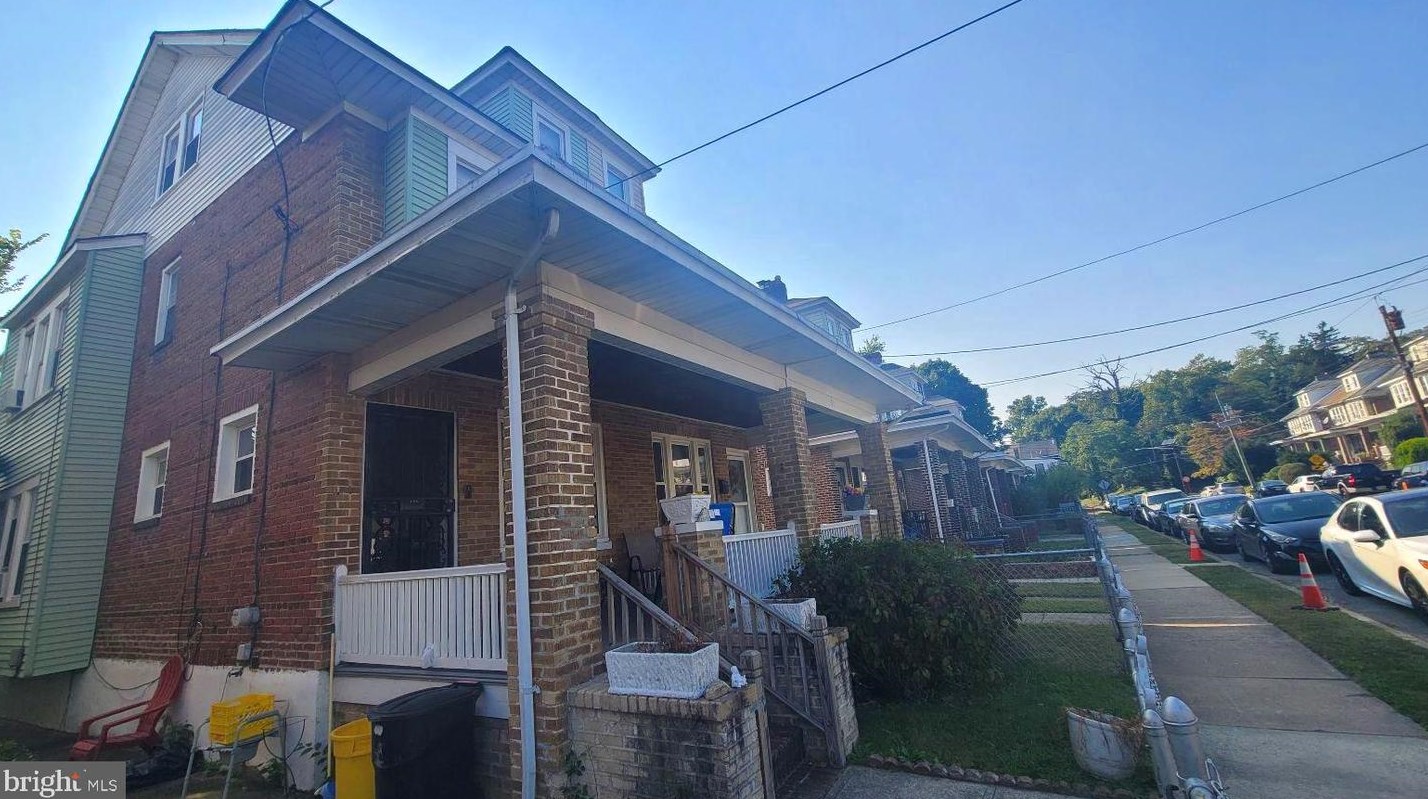 725 Edgewood Ave, Lawrence Township, NJ 08618