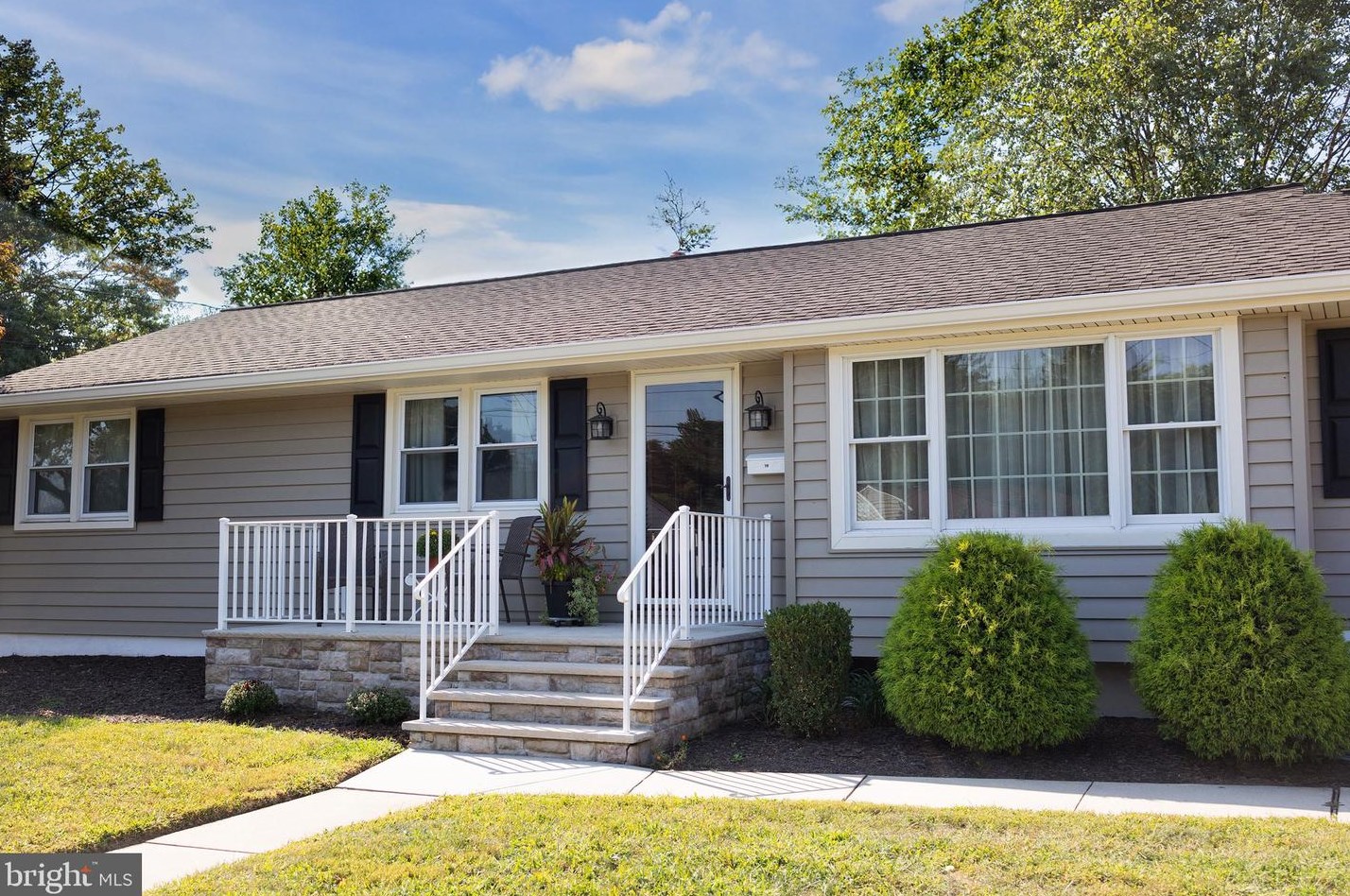 19 Macon Dr, Trenton, NJ 08619