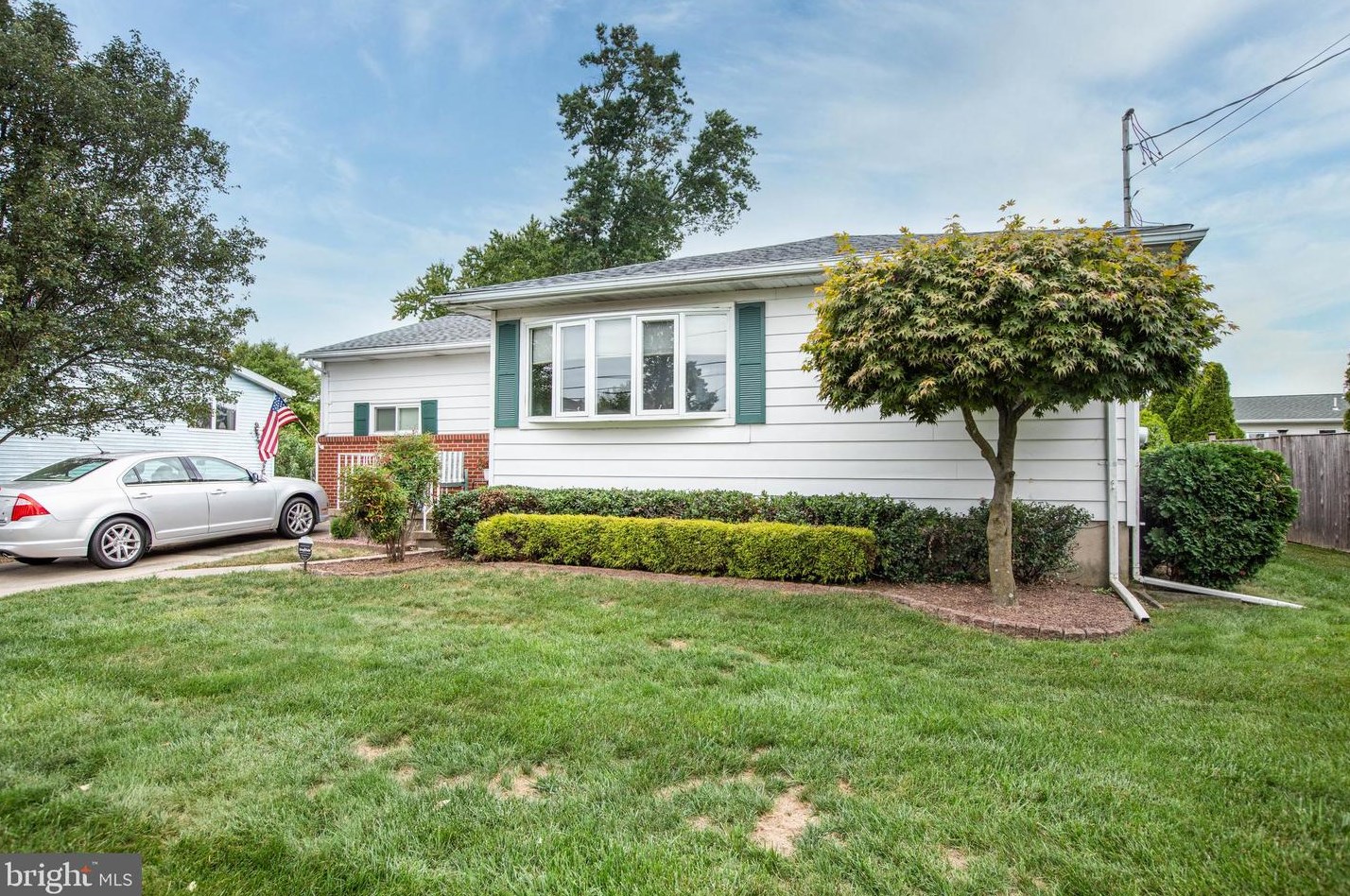 7 Vista Rd, Trenton, NJ 08690