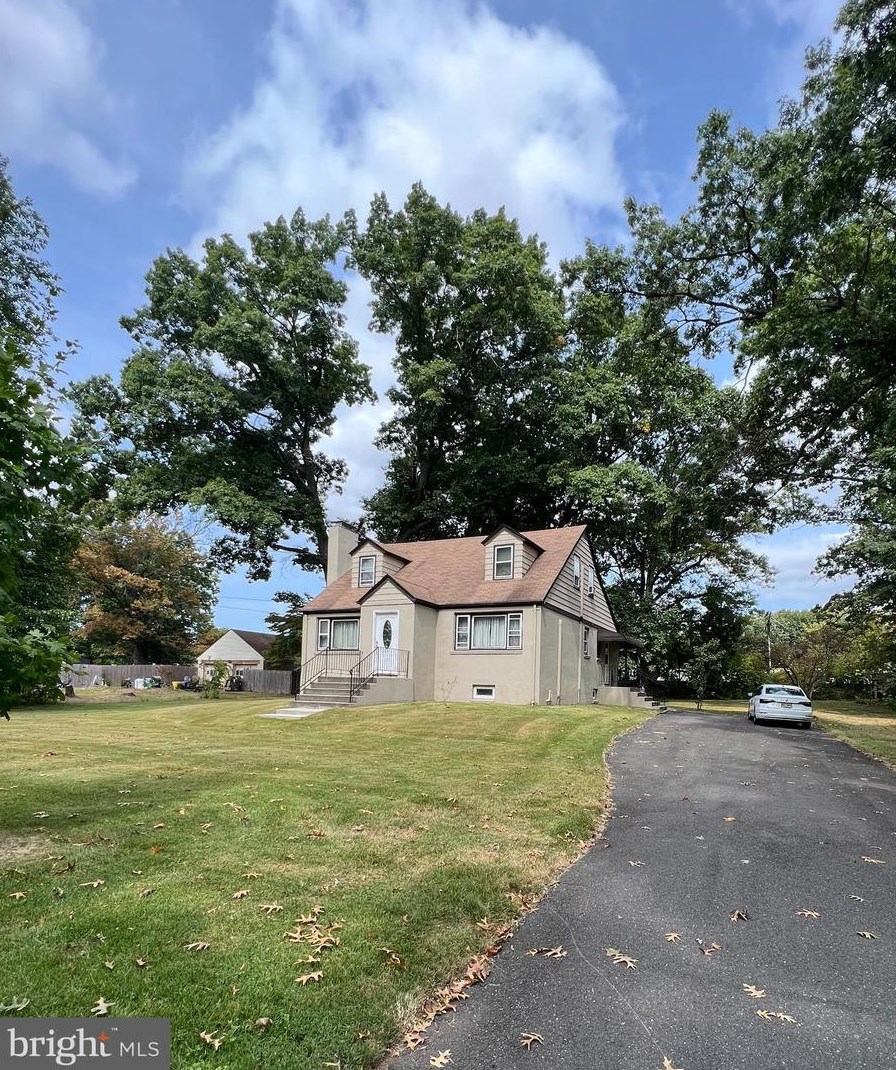 58 Cooney Ave, Trenton, NJ 08619