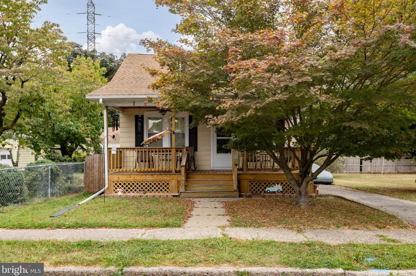 33 Madison Ave, Trenton, NJ 08619