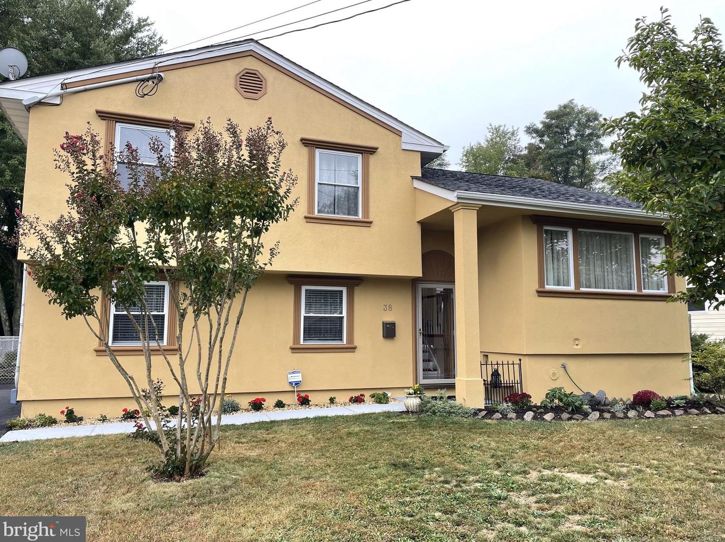 38 Sherbrooke Rd, Trenton, NJ 08638