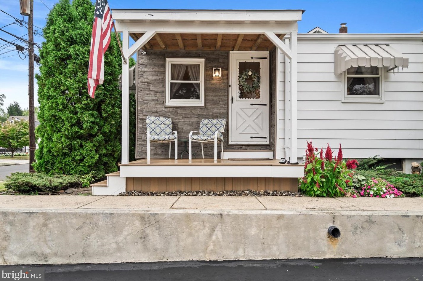 84 Phillips Ave, Lawrence Township, NJ 08610