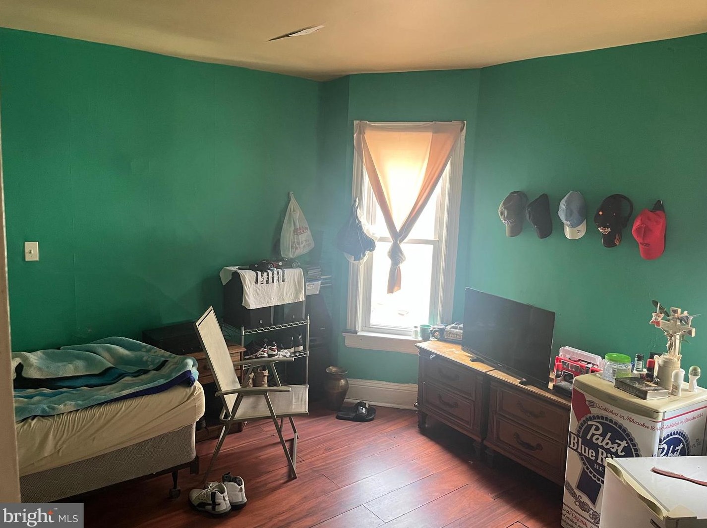 460 Hamilton Ave, Trenton NJ 08609-2709 exterior