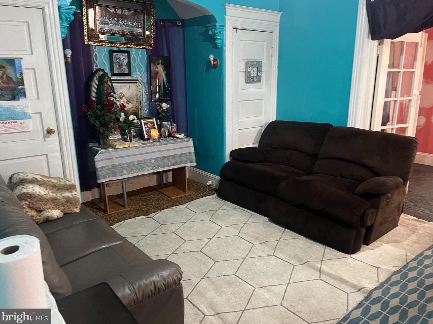 460 Hamilton Ave, Trenton NJ 08609-2709 exterior