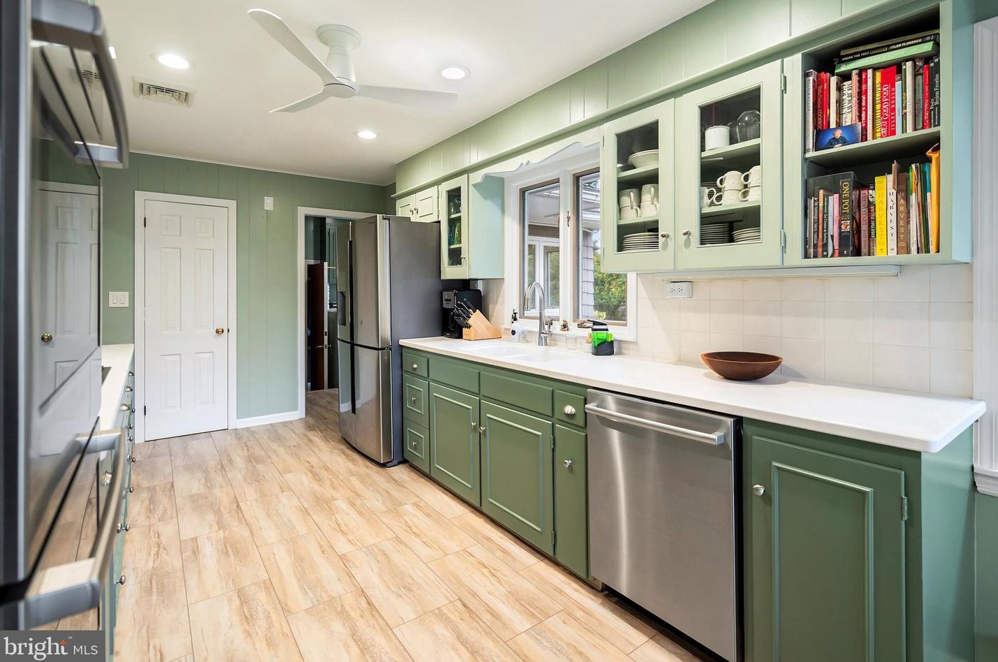 160 Carter Rd, Princeton NJ 08540-2103 exterior