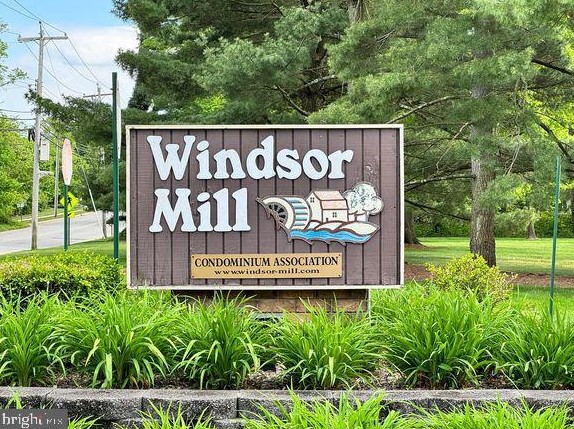 832 Wood Mill Dr, East Windsor, NJ 08512