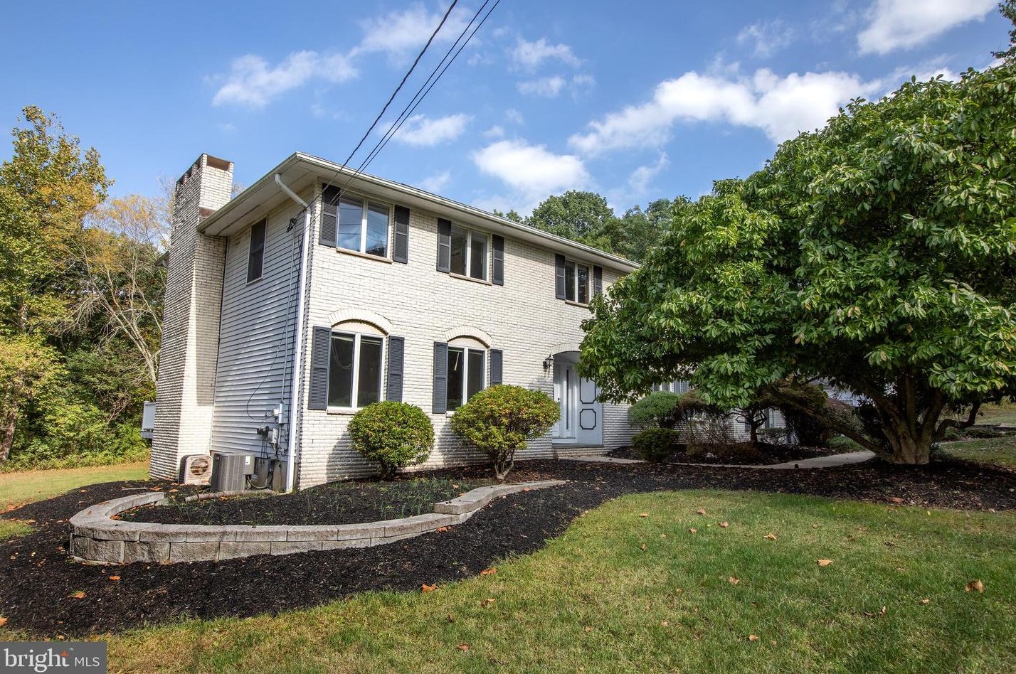 1030 Bear Tavern Rd, Trenton, NJ 08628