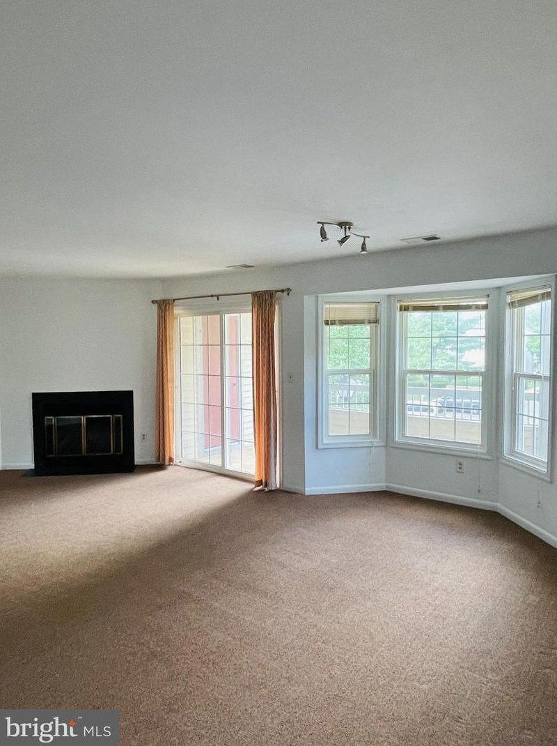 119 Acadia Ct #5, Princeton, NJ 08540