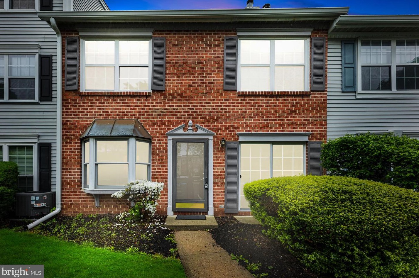 66 Cheverny Ct, Trenton, NJ 08619