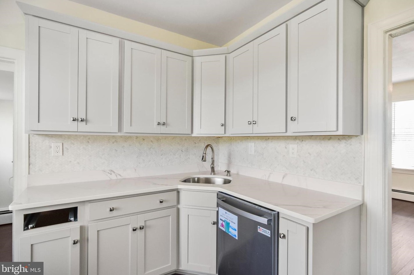 333 Carter Rd, Princeton NJ  08540-7422 exterior