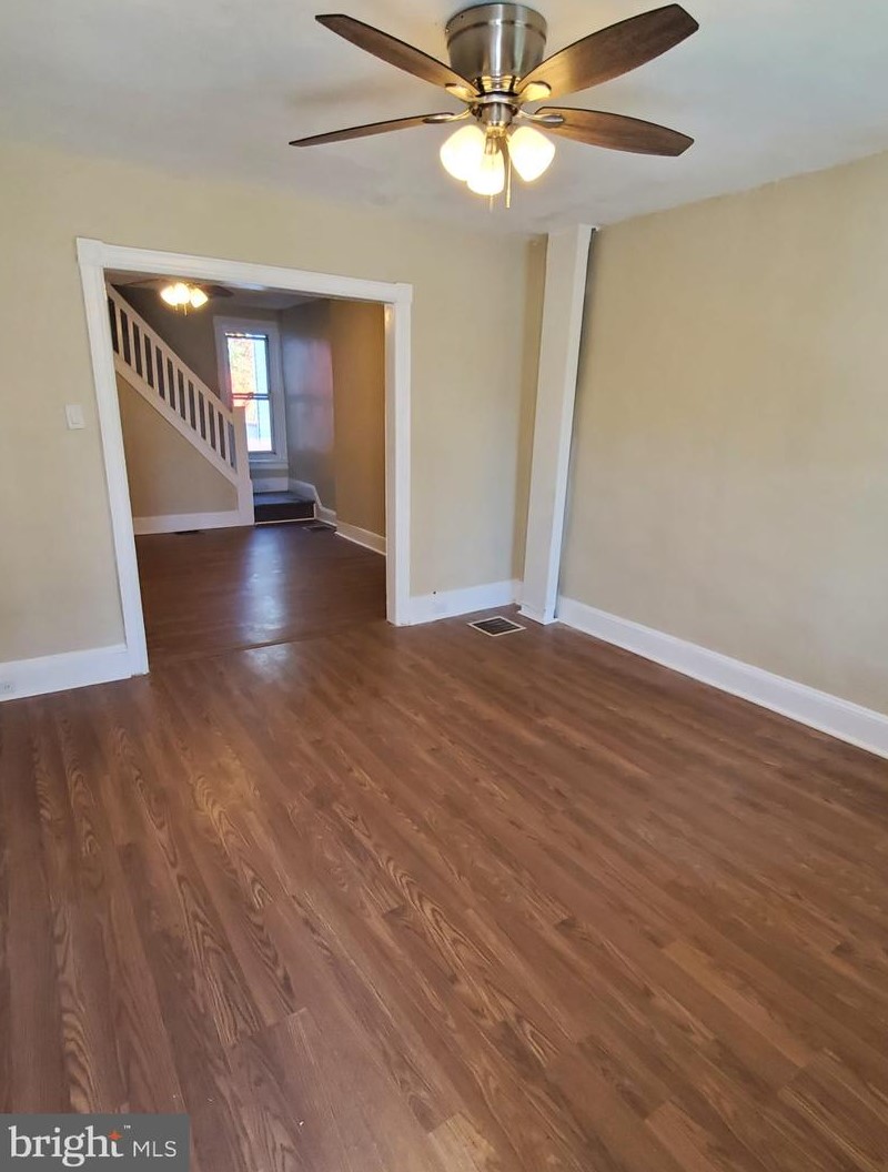 1452 N Olden Ave, Trenton, NJ 08638