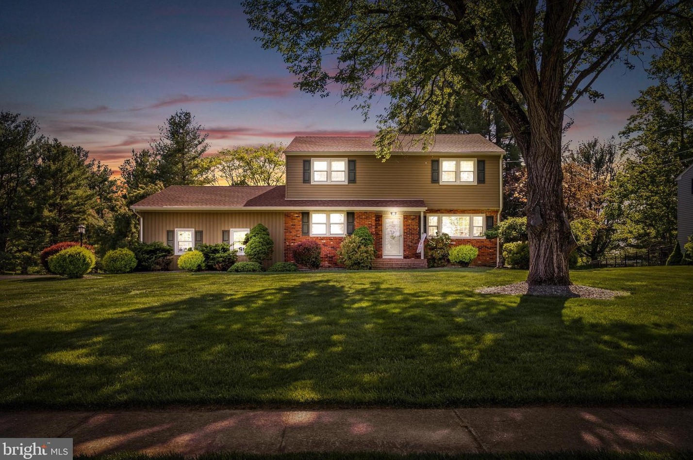 5 Star Dr, Trenton, NJ 08628