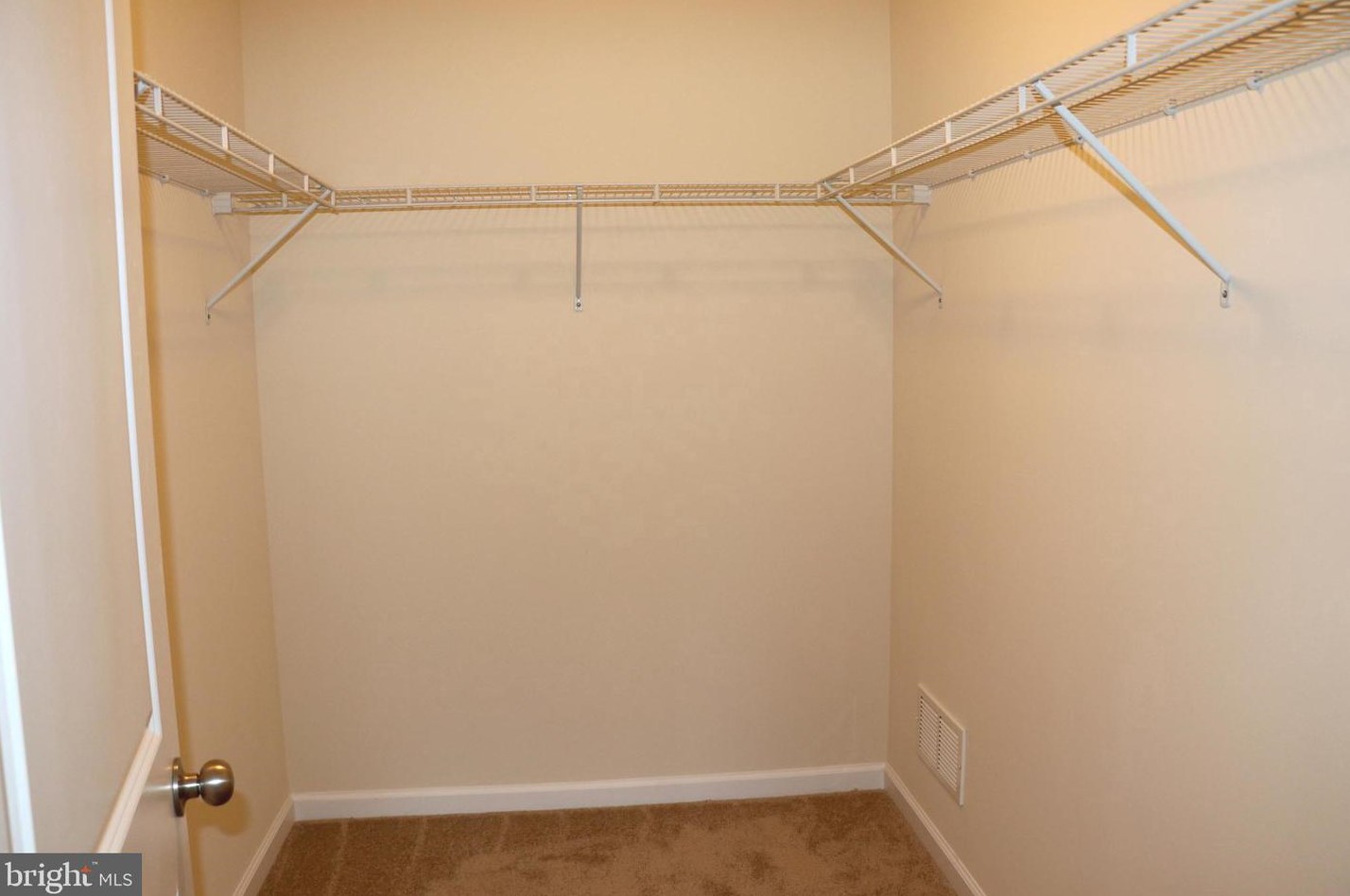 30 Stoneham Rd, Trenton NJ exterior