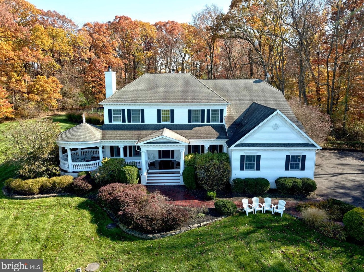 7 Tara Way, Pennington, NJ 08534-2100