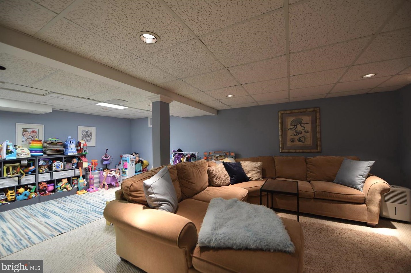 17 Maguire Rd, Trenton NJ 08690-1608 exterior