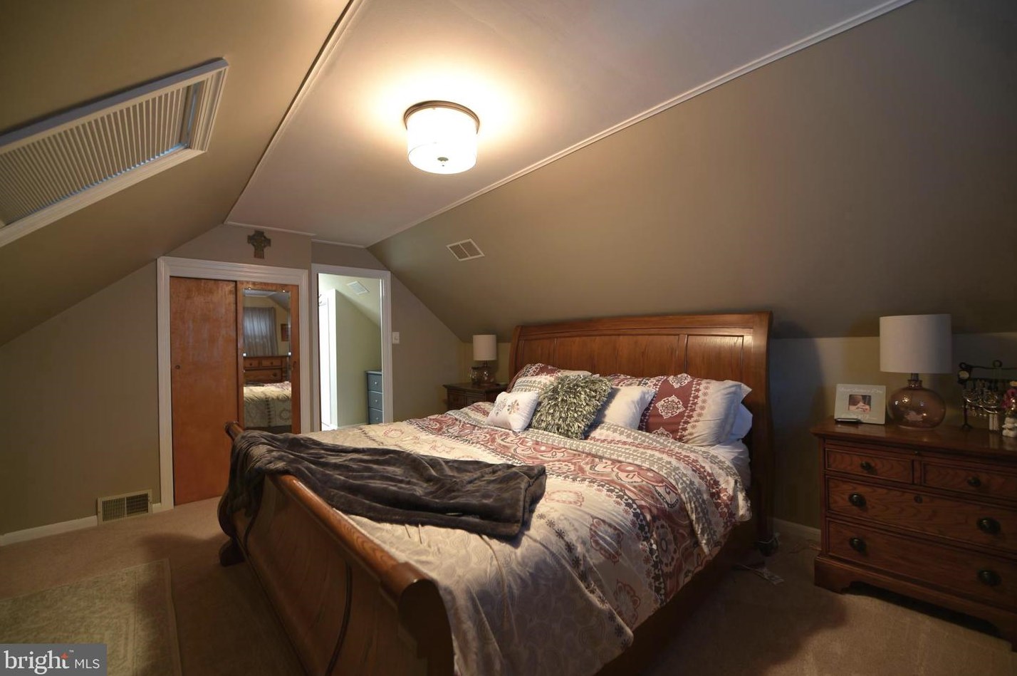 17 Maguire Rd, Trenton NJ 08690-1608 exterior