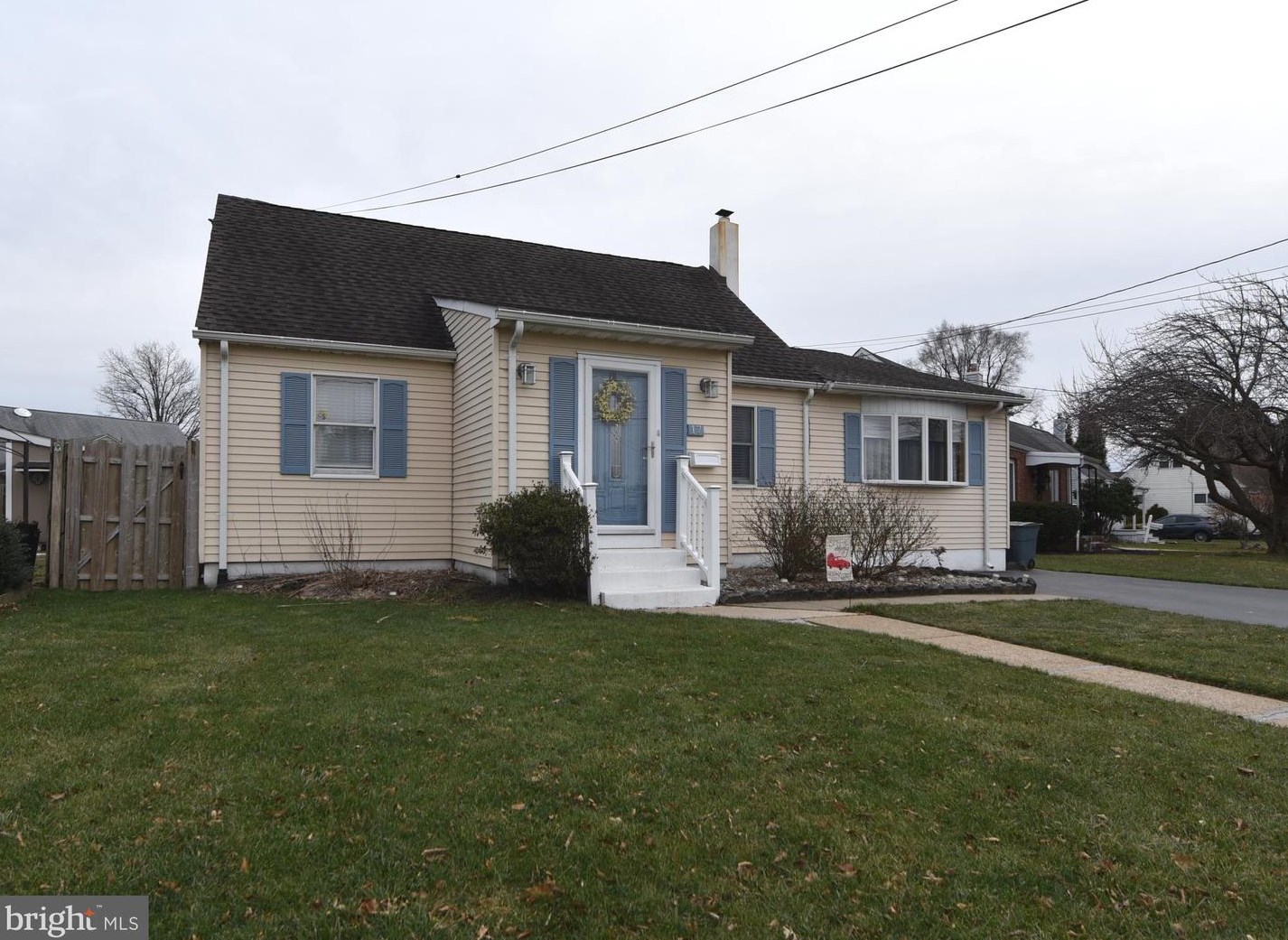 17 Maguire Rd, Trenton, NJ 08690-1607