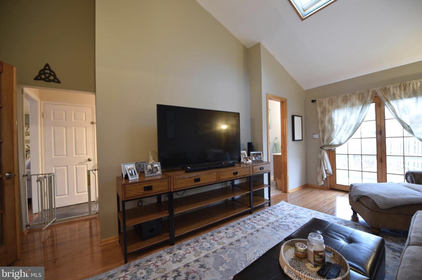 17 Maguire Rd, Trenton NJ 08690-1608 exterior