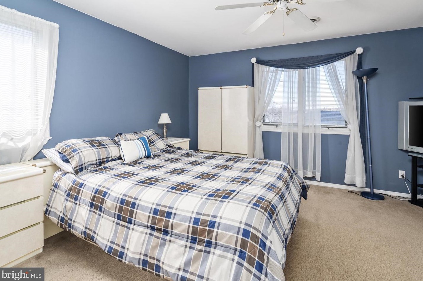 216 Churchill Ave, Trenton NJ 08610-3504 exterior