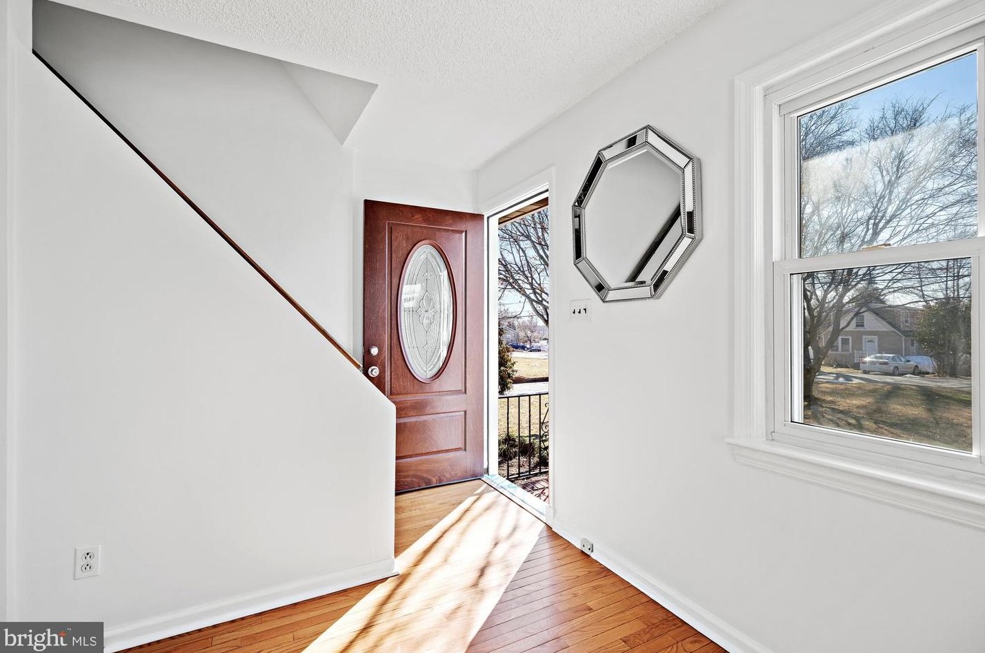 15 Orchard Ave, Pennington, NJ 08534-5211
