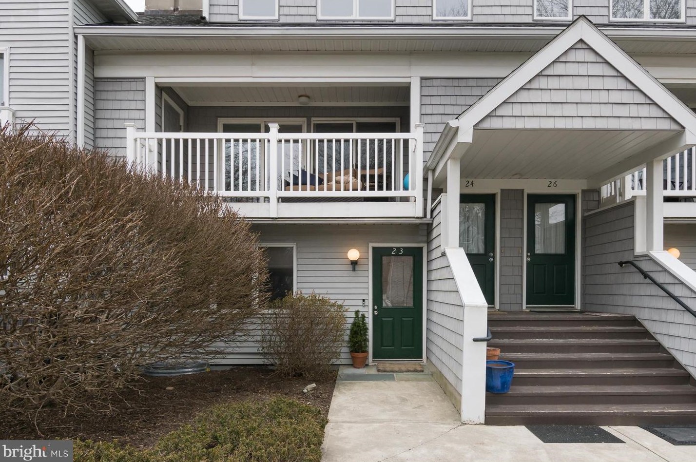23 Academy Ct, Pennington, NJ 08534-2834