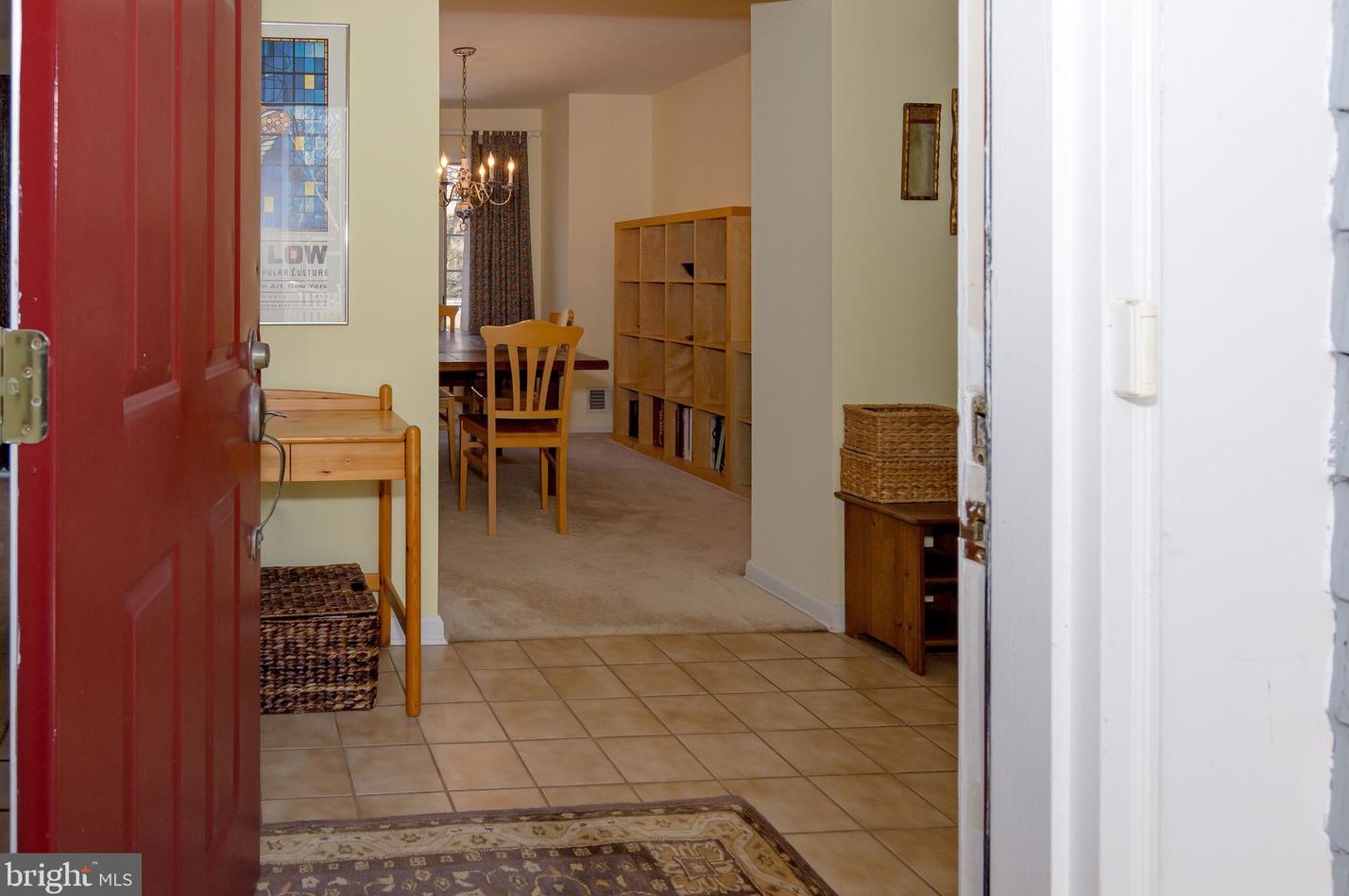 3 Railroad Pl, Pennington, NJ 08534-2214