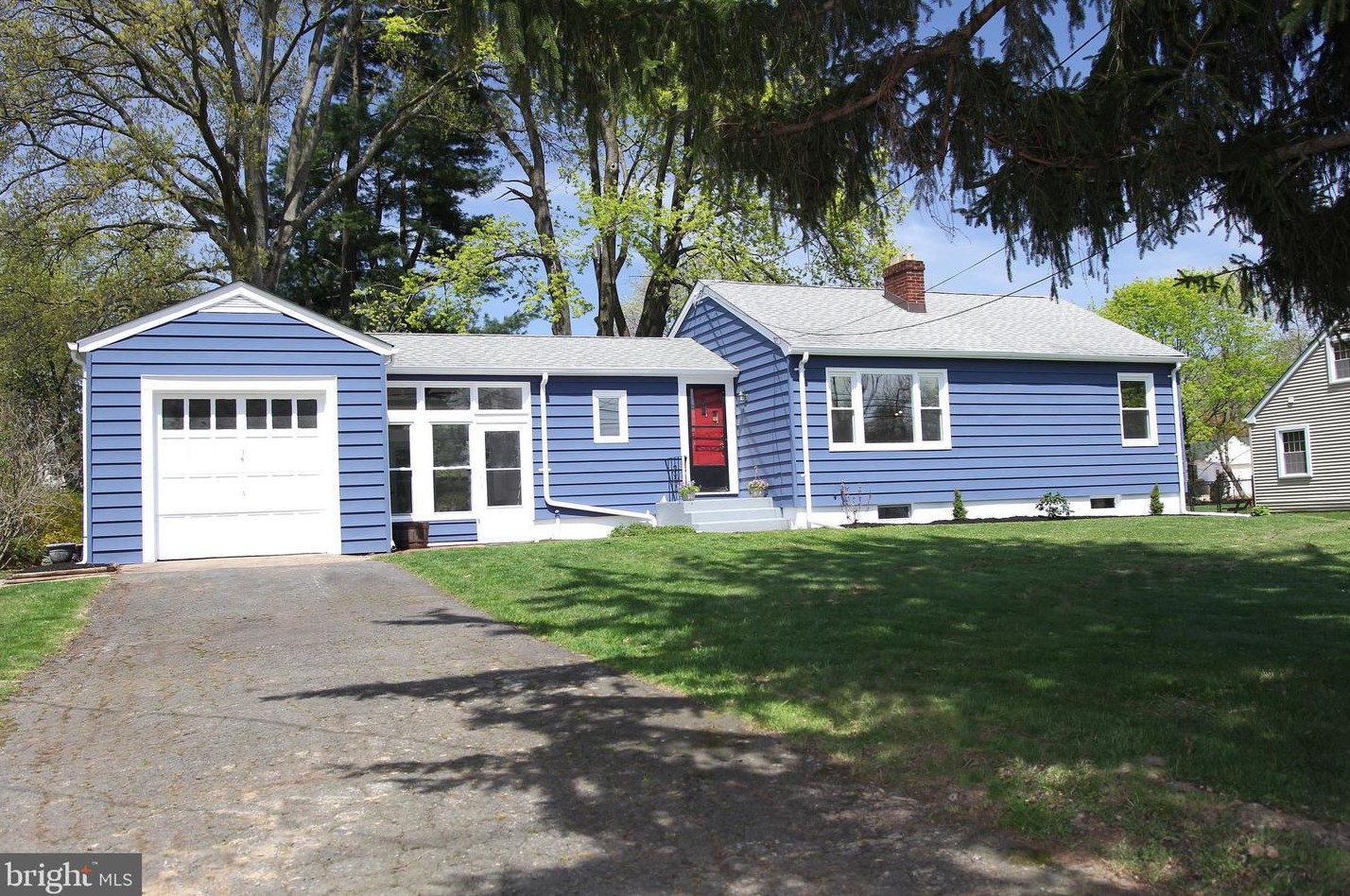 77 Blackwell Rd, Pennington, NJ 08534-5105