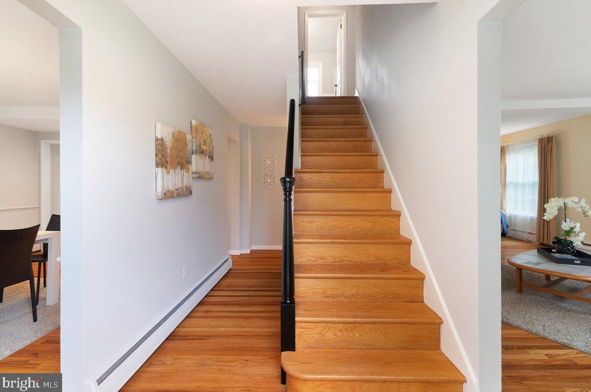 29 Burning Tree Ln, Trenton, NJ 08648-3145