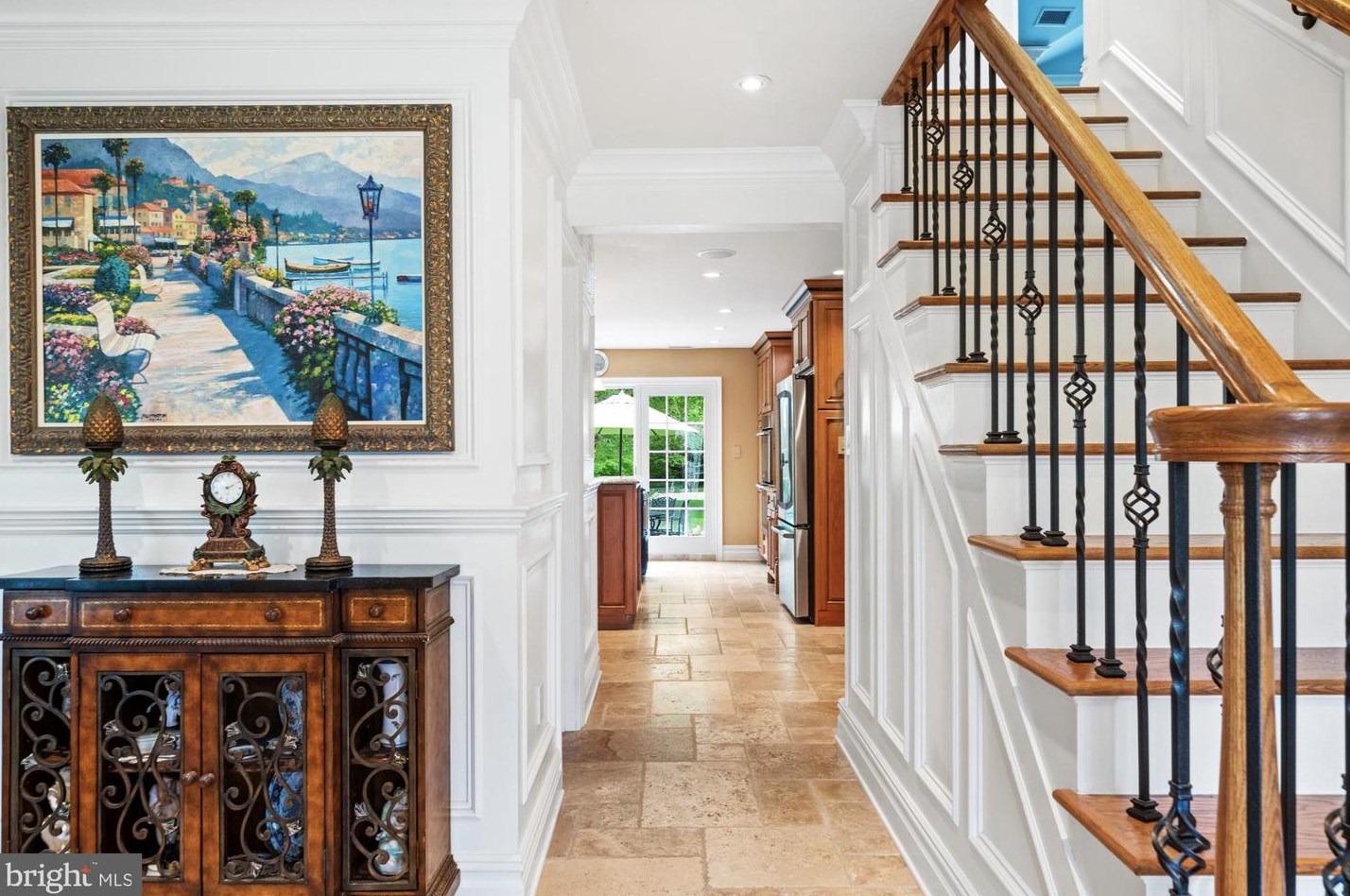 25 Woodside Ln, Princeton, NJ 08540