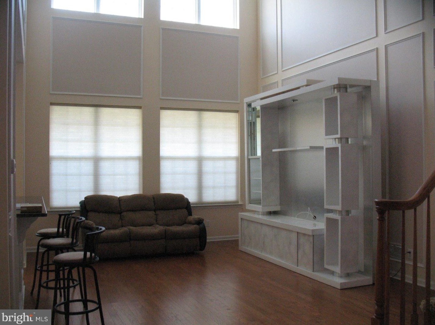 17 Aristotle Way, East Windsor NJ  08512-2551 exterior