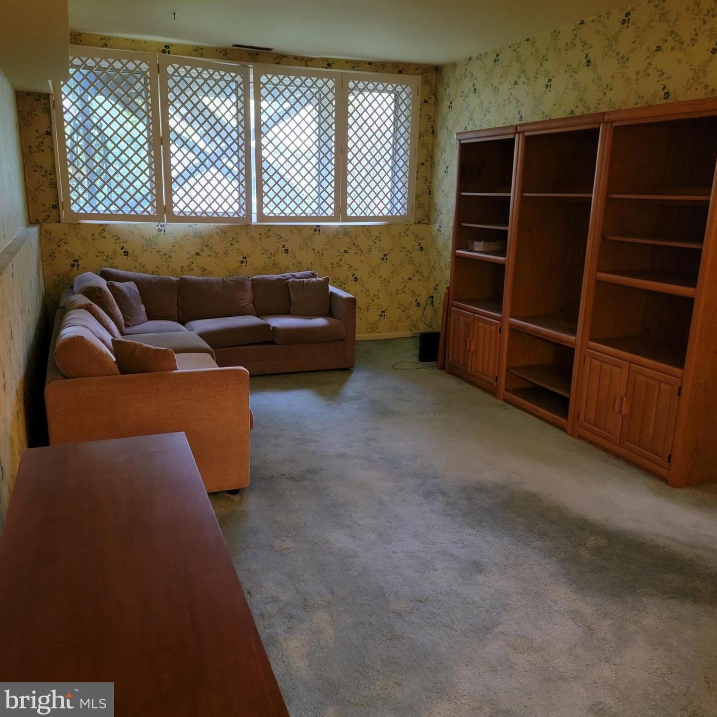 18 Marvin Ct, Lawrence Township, NJ 08648
