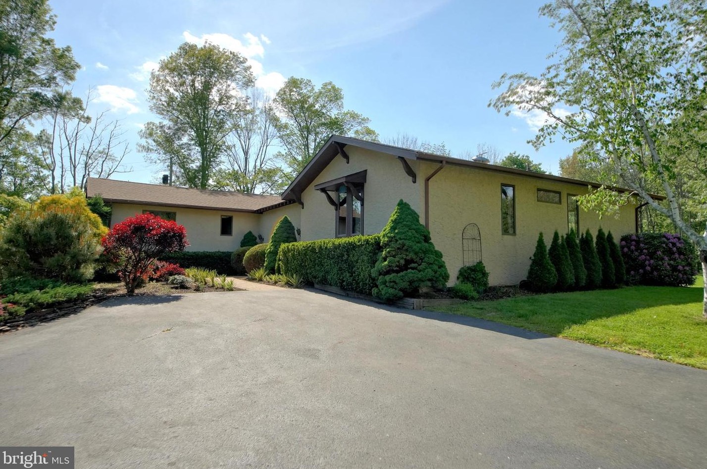 408 Lambertville Hopewell Rd, West Amwell, NJ 08530-2906