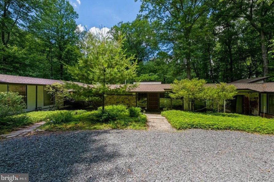 666 Cherry Hill Rd, Princeton, NJ 08540