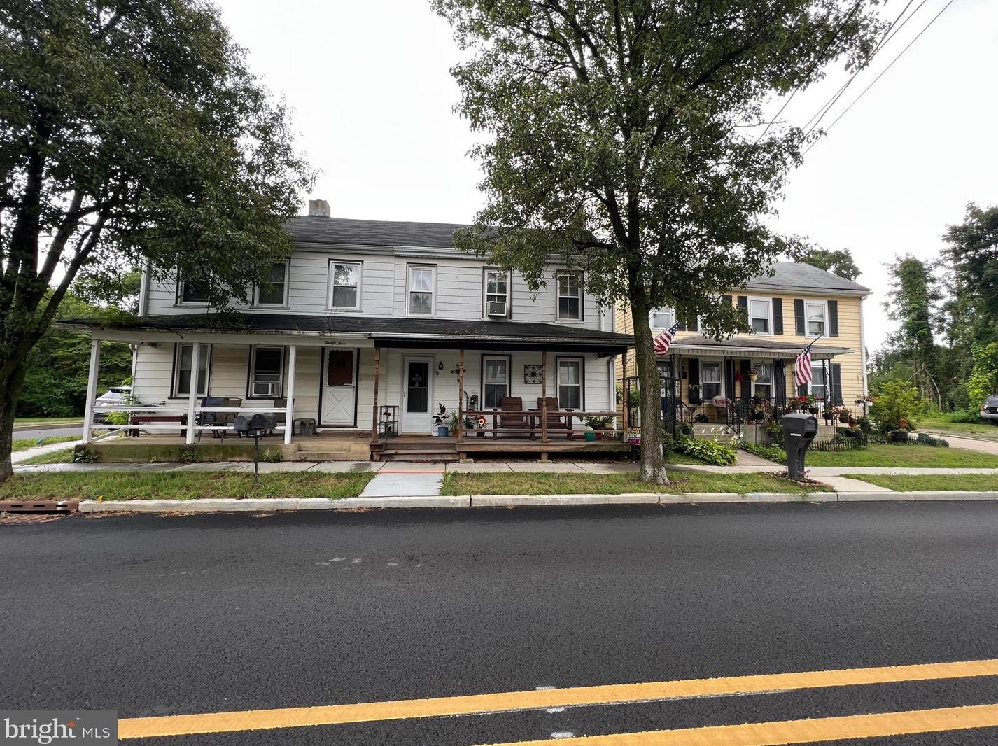 33 Church St, Upper Freehold, NJ 08501-1625
