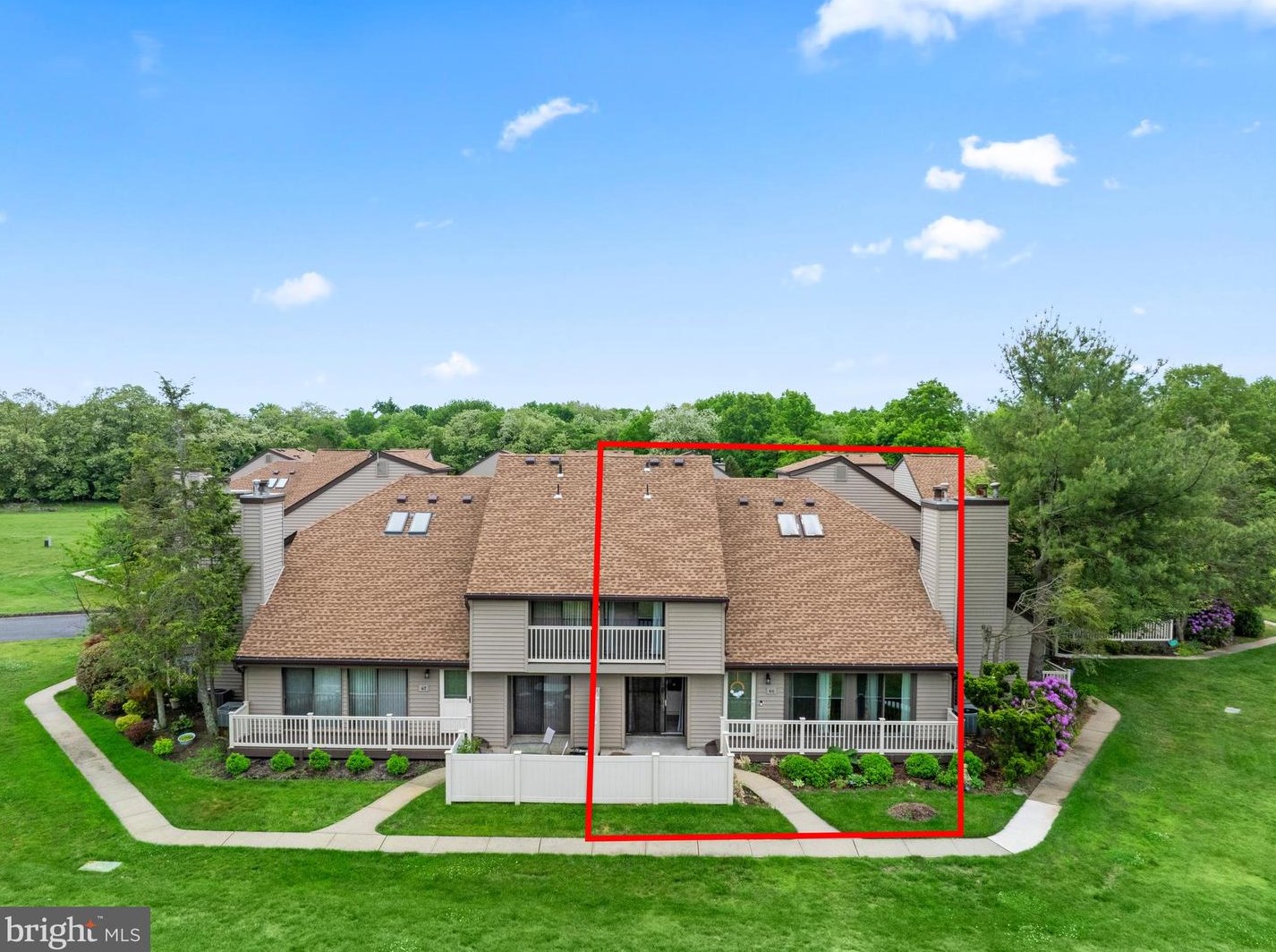 46 Cotswold Cir, Tinton Falls, NJ 07712-2645