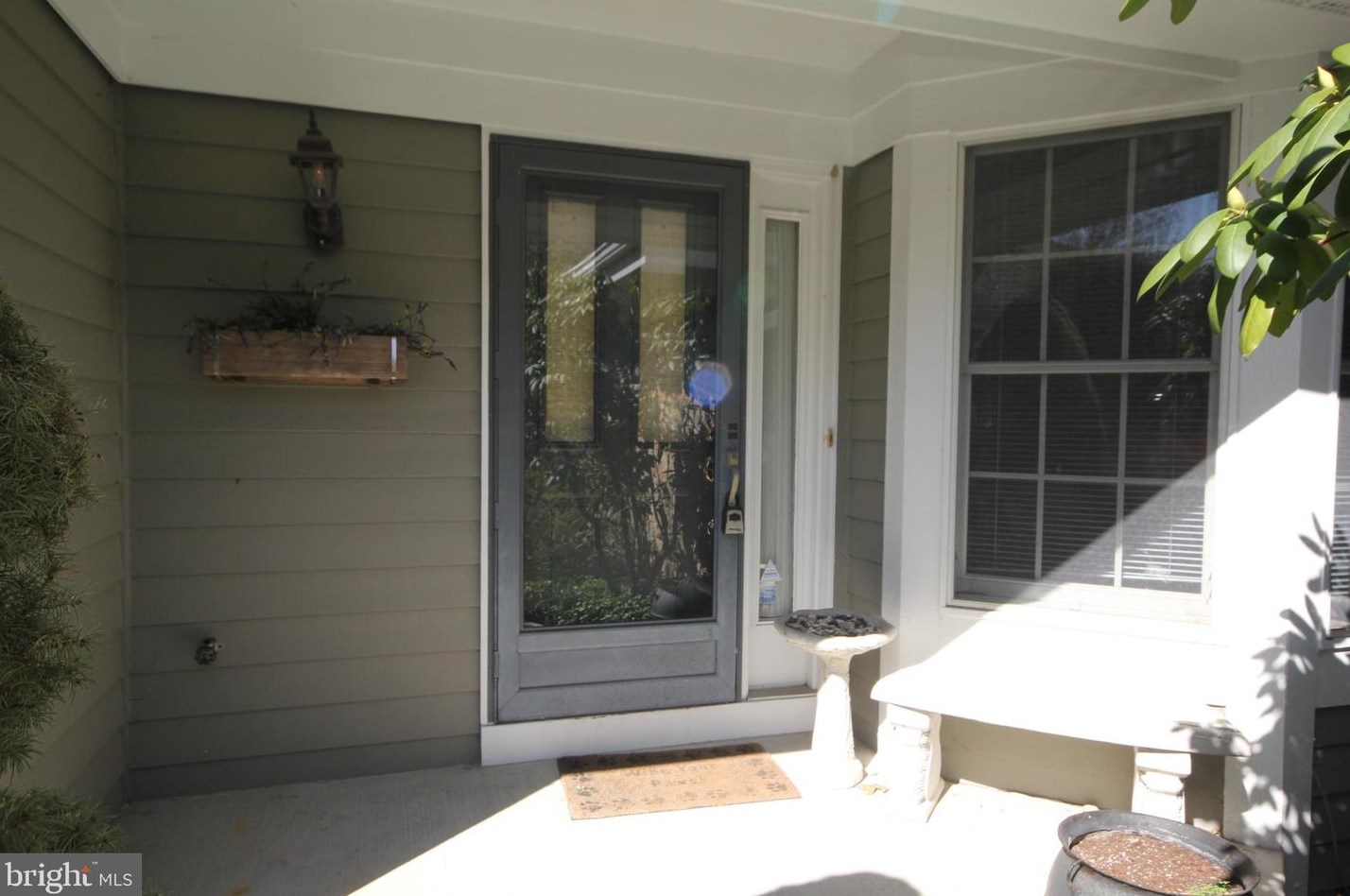 72 E Countryside Dr, Princeton, NJ 08540