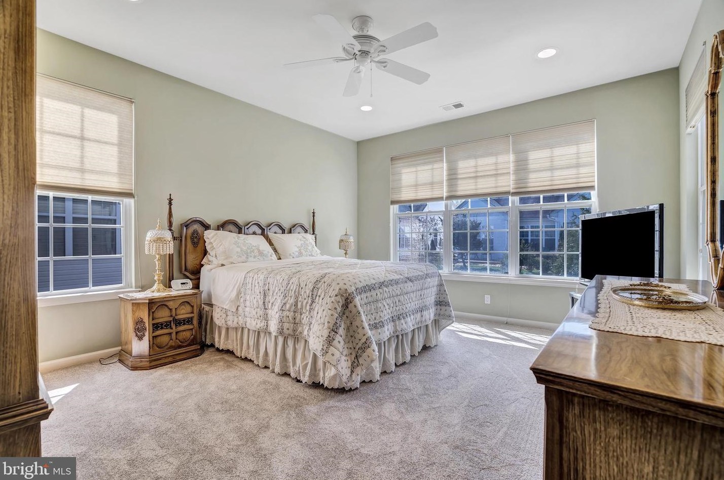 414 Melrose Way, Monroe Twp NJ exterior