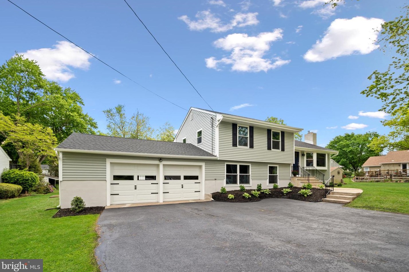 3 Pine Hill Rd, East Windsor, NJ 08512-3118