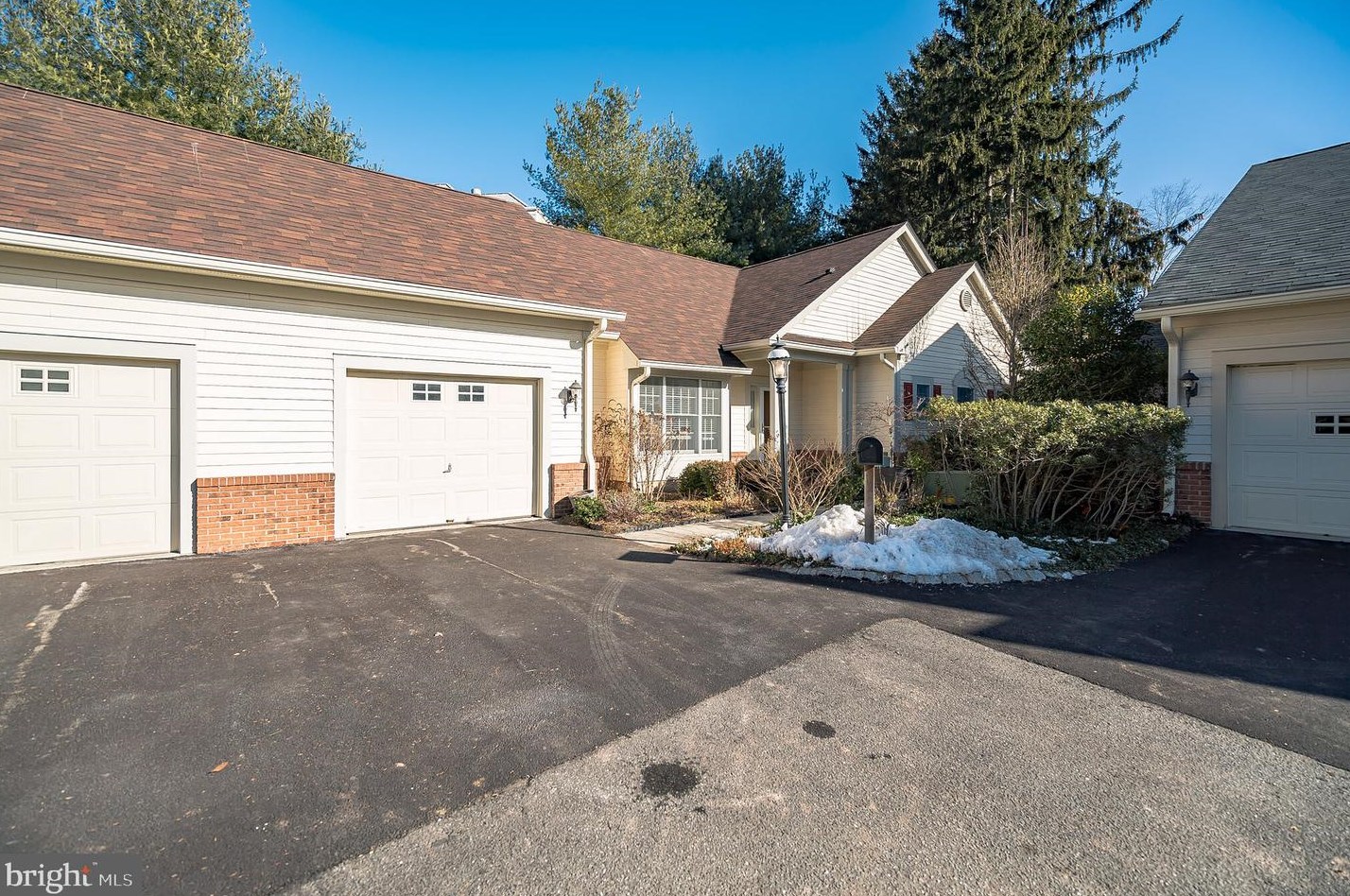 3 Douglas Fir Ct, Princeton, NJ 08540
