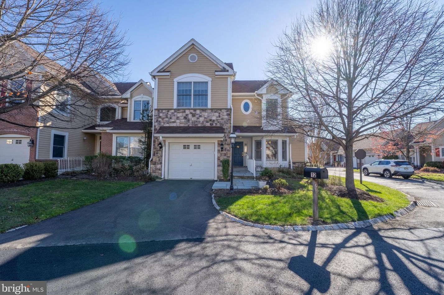 12 Hedge Row Rd, Princeton, NJ 08540