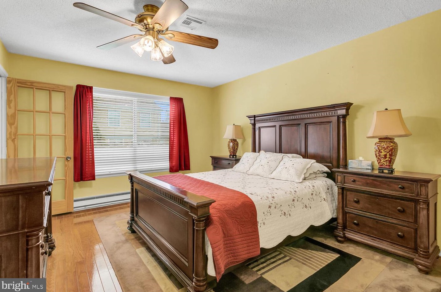 369 Metuchen Dr, Monroe Twp NJ exterior