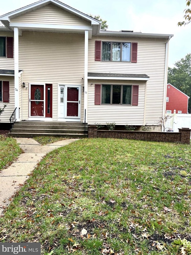 75 Larry Ct, South Brunswick, NJ 08810-1313