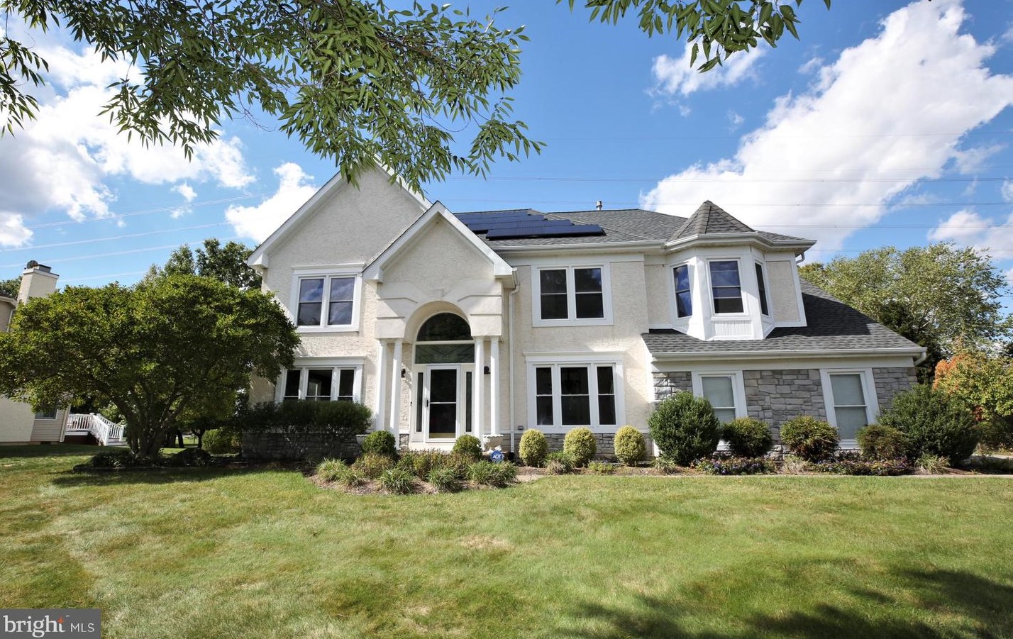 22 Kinglet Dr, East Windsor, NJ 08512-2127