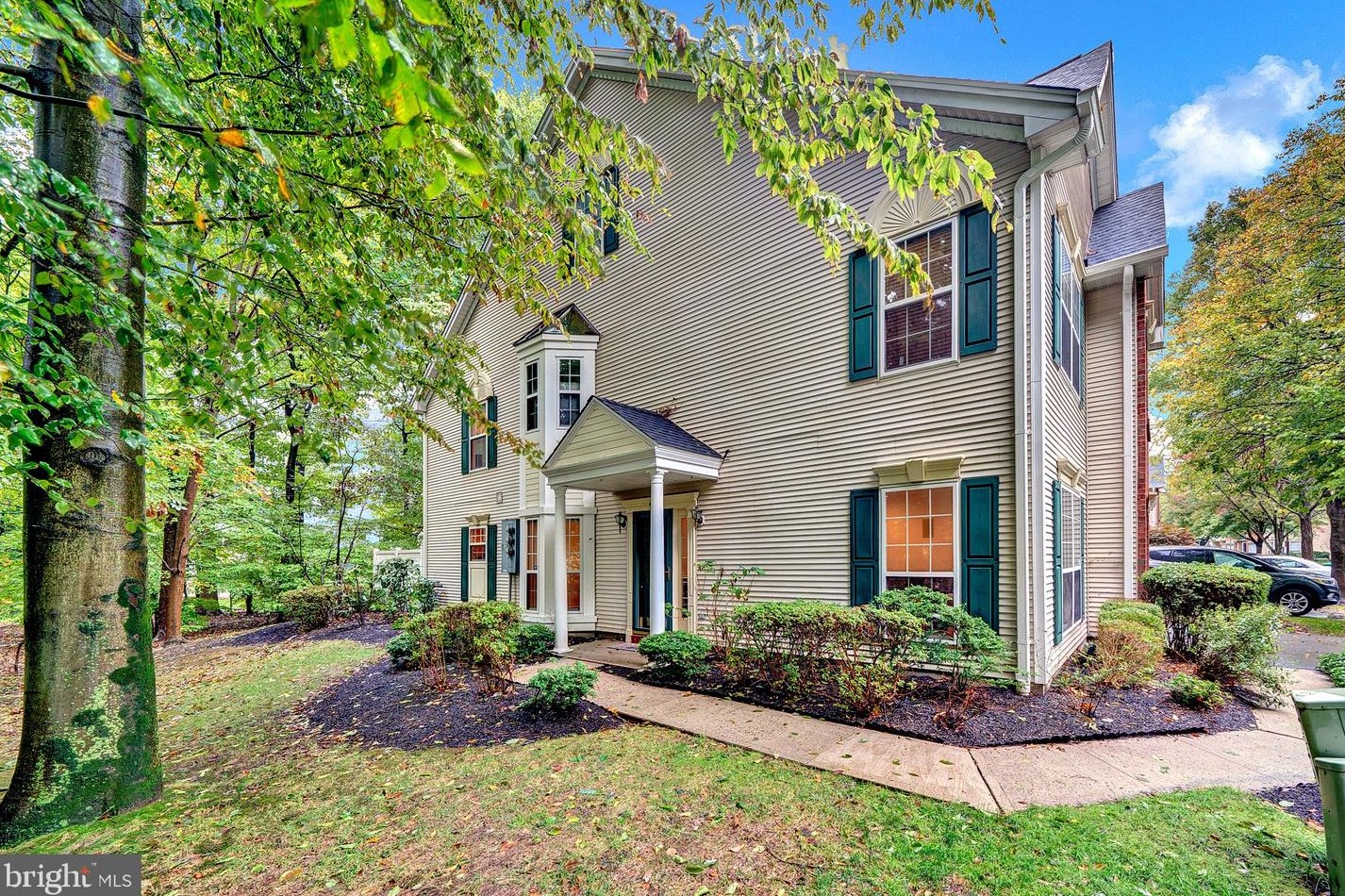 11 Burr Ct, Plainsboro, NJ 08536-2027